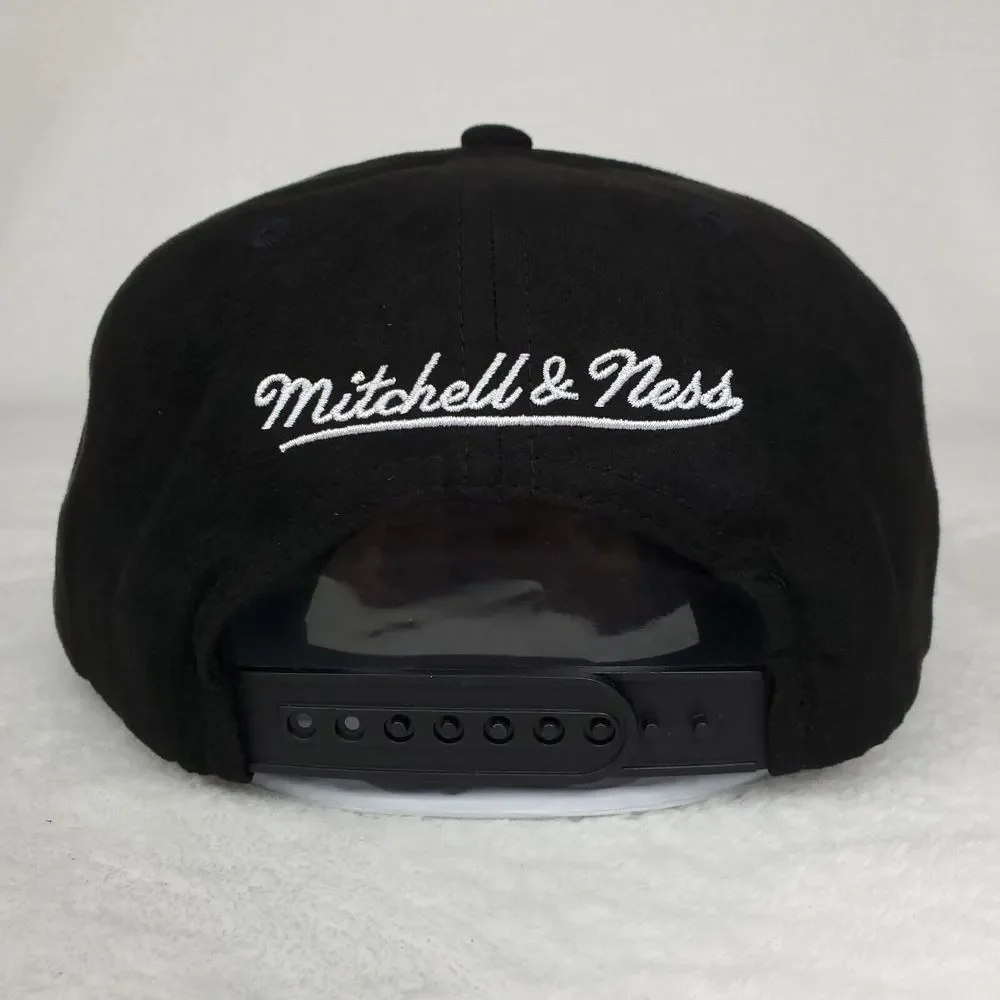 Brooklyn‎ Nets Mitchell & Ness NBA Snapback Hat Cap 3D Logo Black Faux Suede NWT